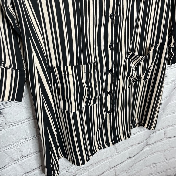 Free People Black/Cream Striped Button Down Dress Lightweight Women’s size Med. - Picture 4 of 7